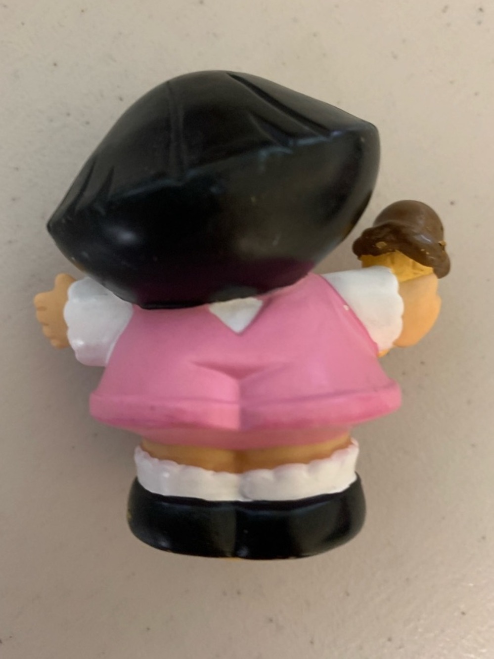 Vintage 2003 Fisher Price Little People Figure Sonya Lee Ice Cream - Picture 2 of 3